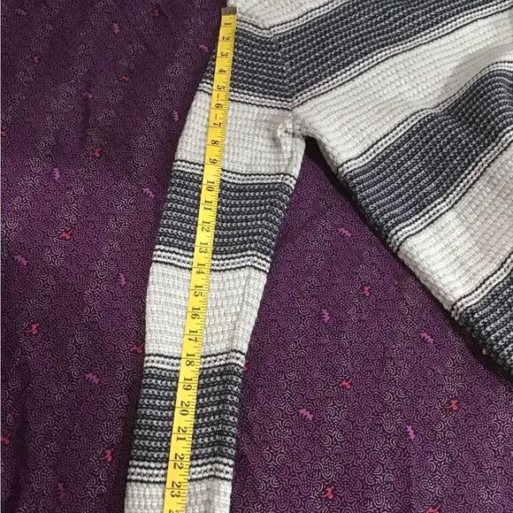 MICHAEL KORS Men’s Merino WOOL Sweater M - Picture 6 of 14